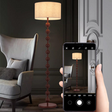 Japandi Stehlampe aus Holz