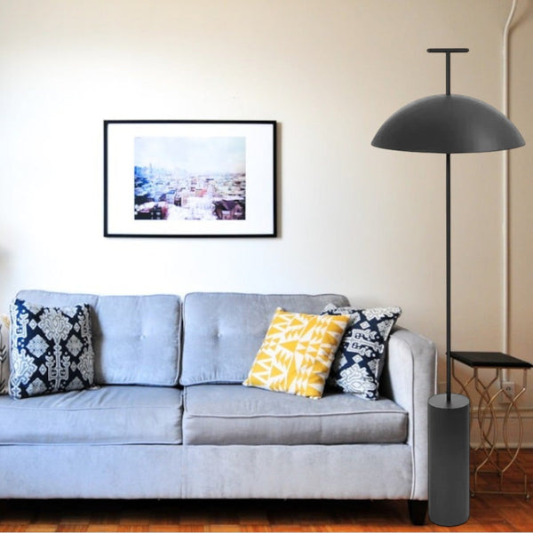 Minimalistische nordische Stehleuchte