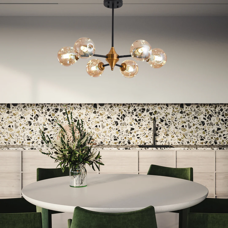 Moderner Kronleuchter aus geblasenem Glas